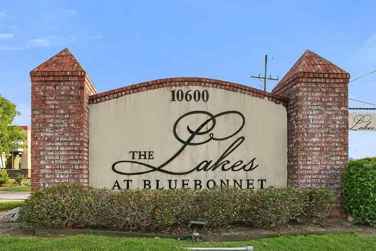Lakes at Bluebonnet Image 1