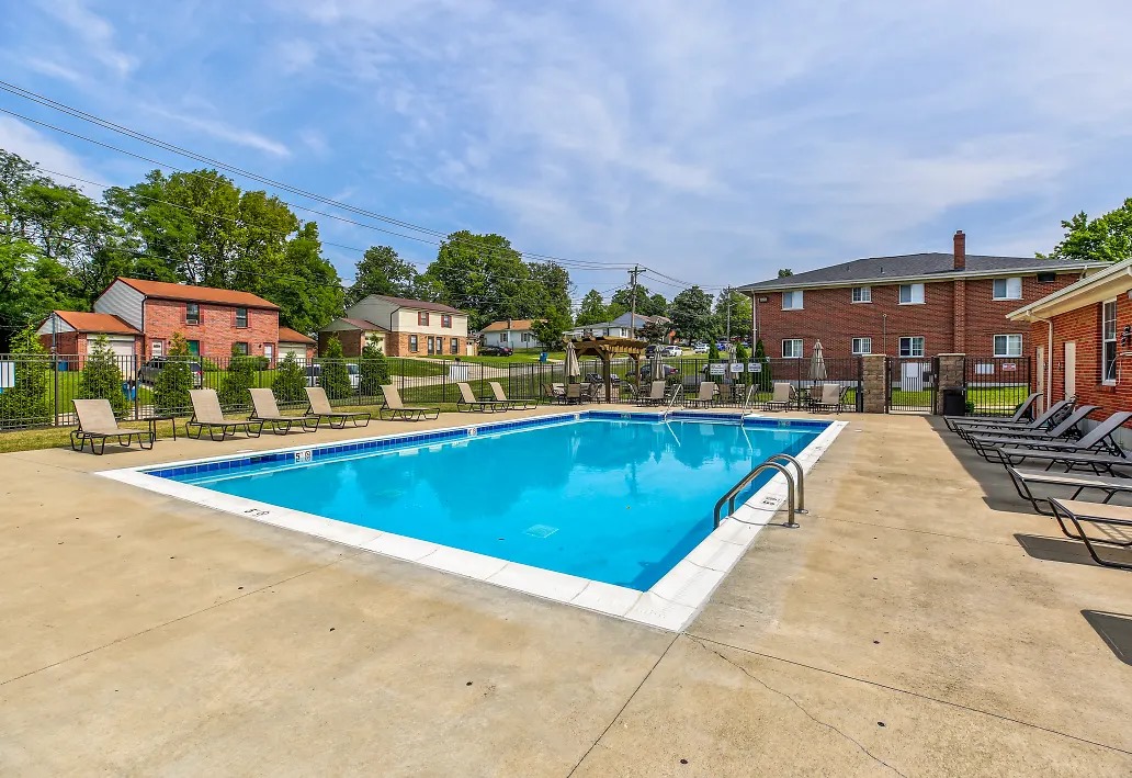 Four Seasons Image 1