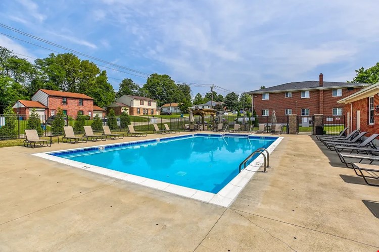 Four Seasons Image 1