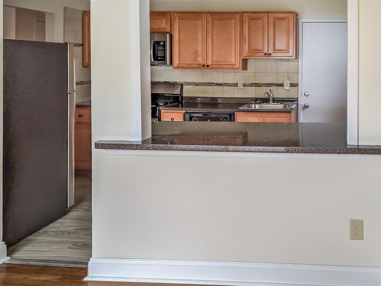 Camelot Gardens Image 5