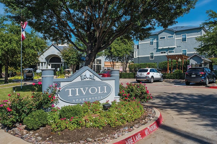Tivoli Apartments Image 2