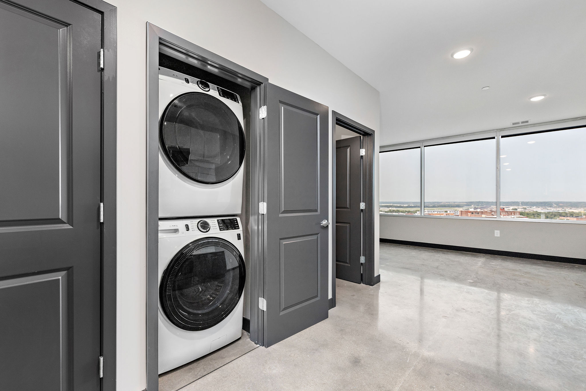 Flashcube Apartments Image 11