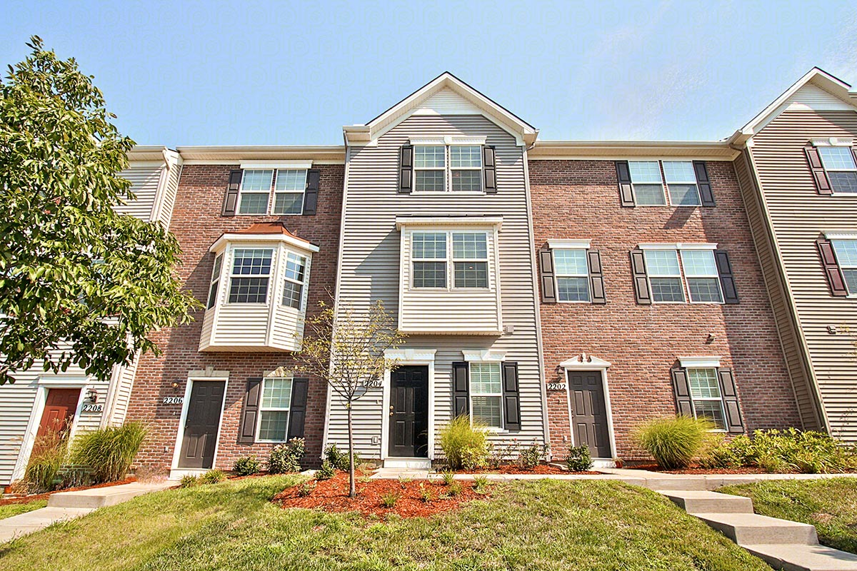 Parkway Oaks Townhomes and Duplexes Image 9