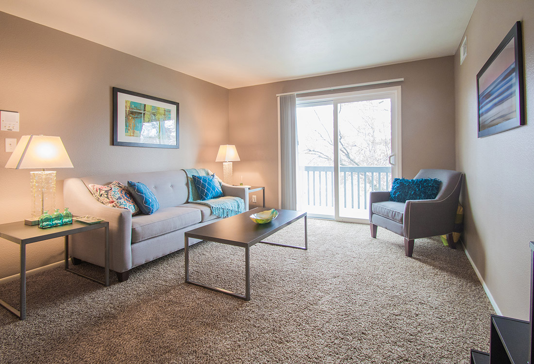 Royalwood Apartments Image 7