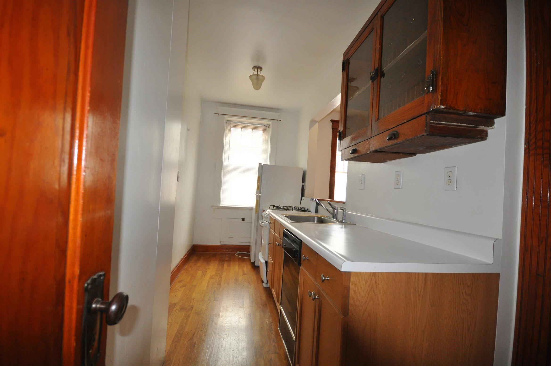 Hyde Park San Carlos Image 1