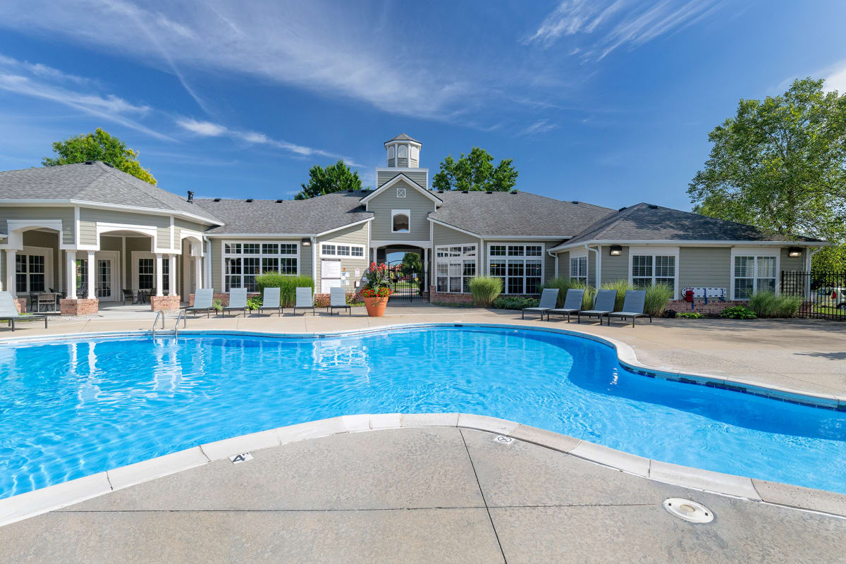 Lantern Woods Apartments Image 2