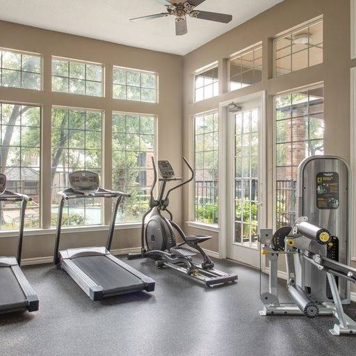 Post Oak Place Image 4