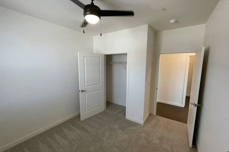 Range View Apartments  Image 34