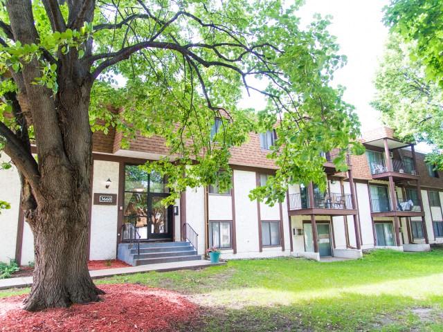 Lancaster Village Apartments Image 37