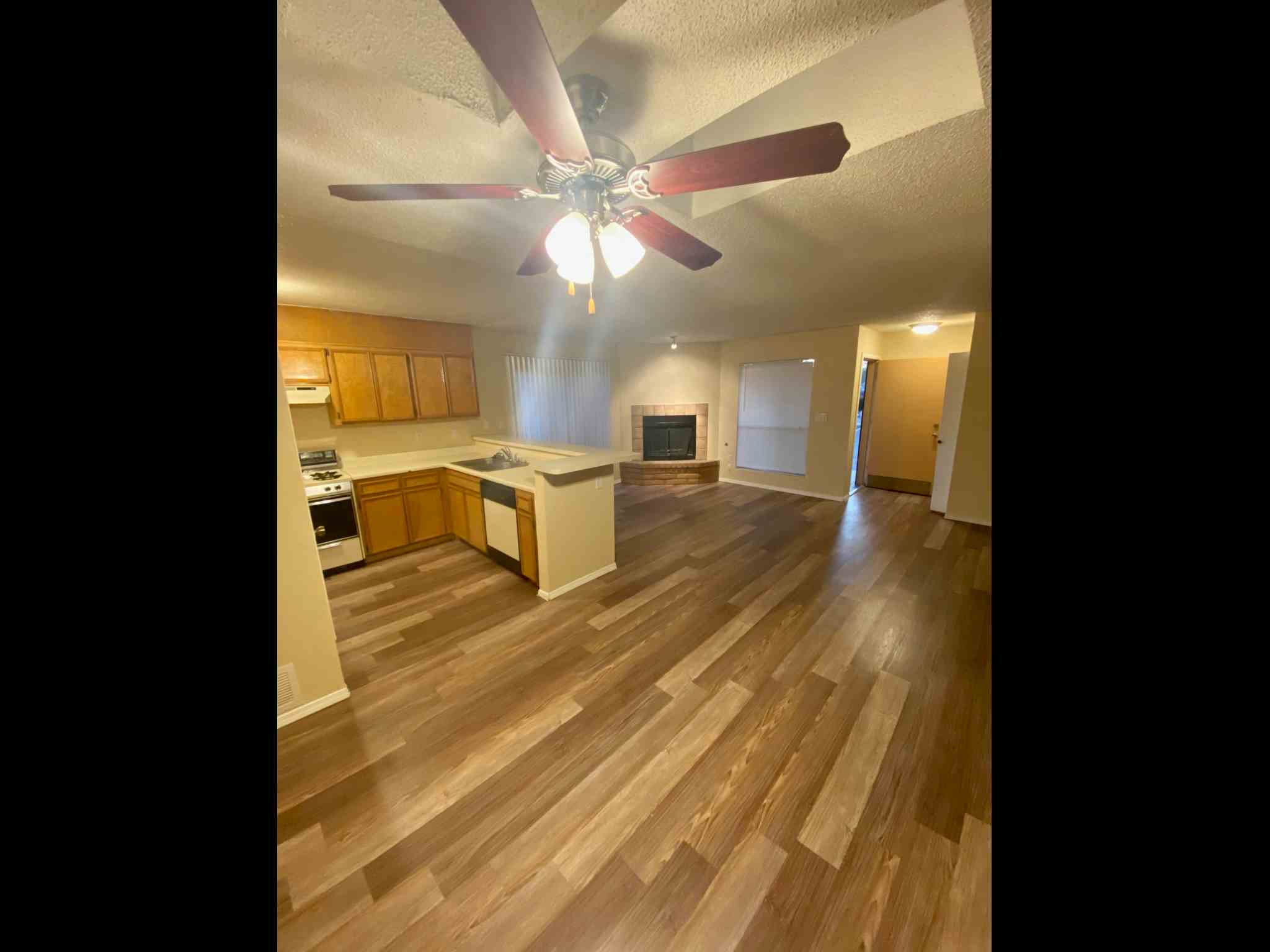 Pine Valley Apartment Homes Image 3