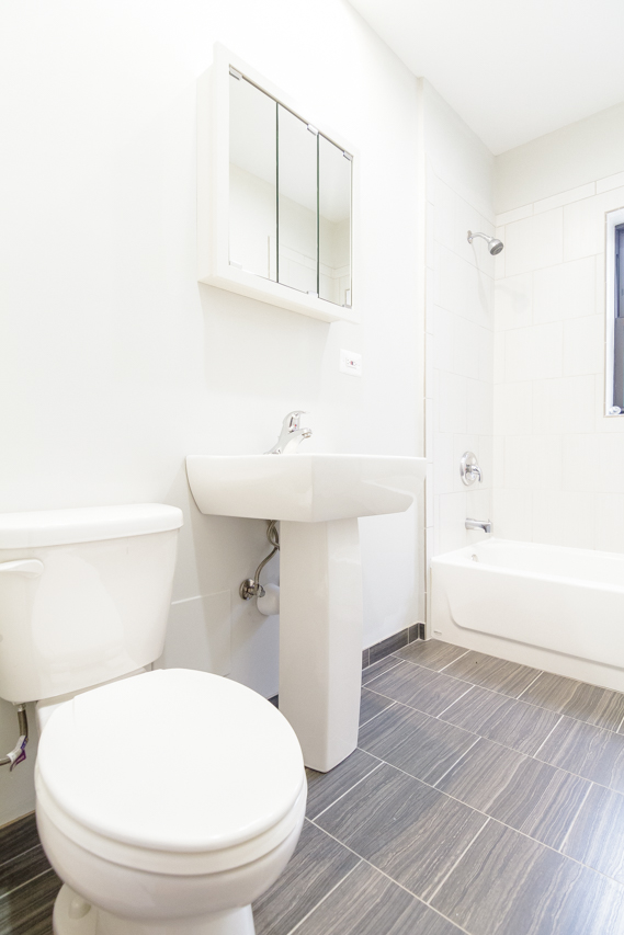 512-20 W. Cornelia Image 6