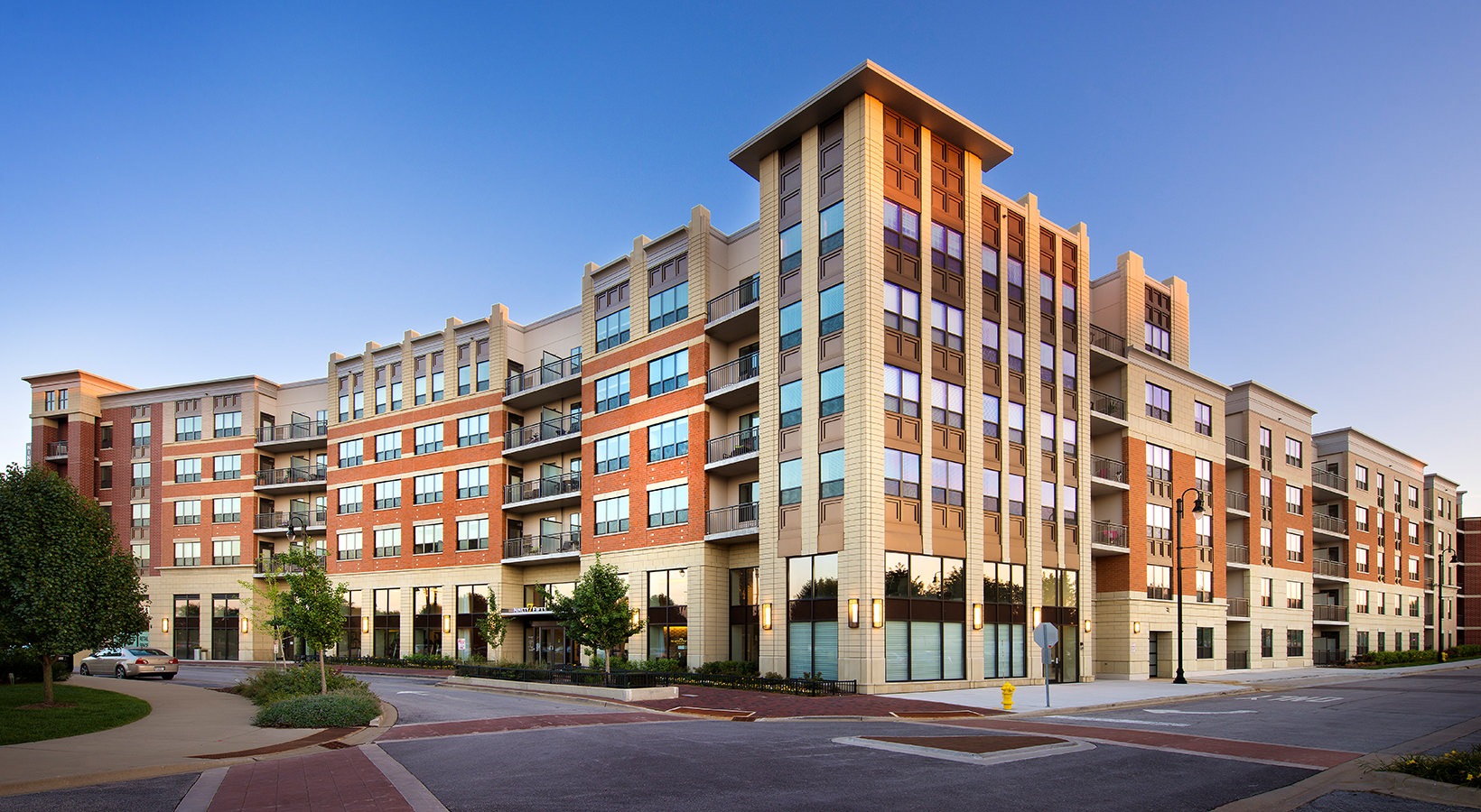 Ninety7Fifty on the Park Image 1