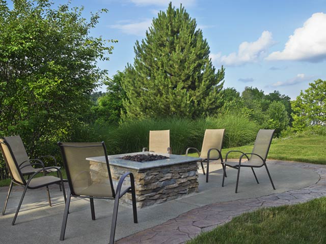 Berkley Manor Fire Pit