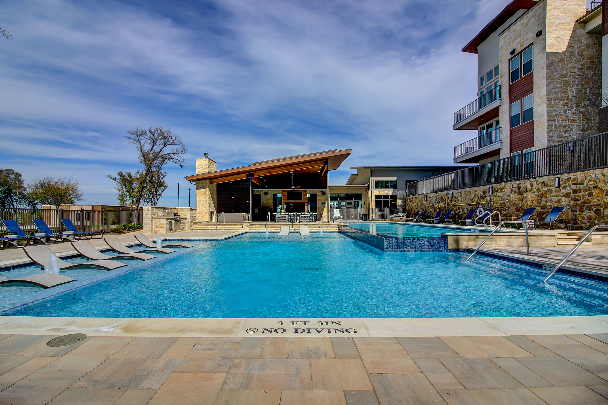Multi-Level Pool