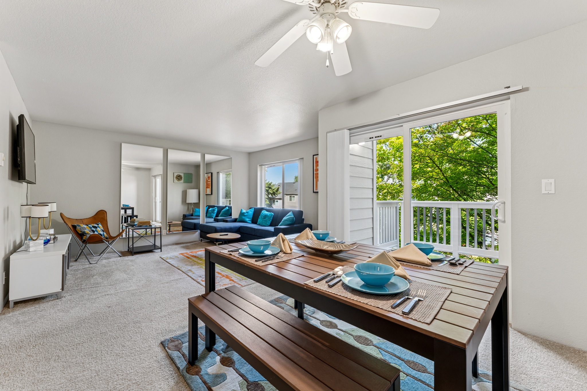 Living & Dining Room | 2-Bedroom | Clermont