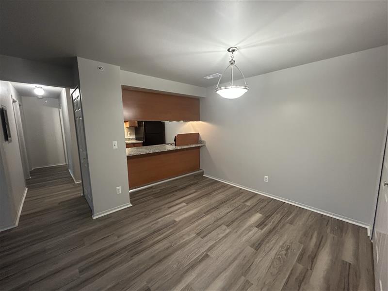 Woodland Villa Apartments Image 13