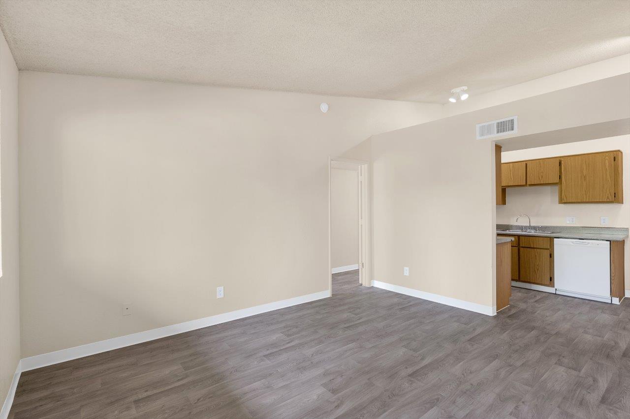 Deerfield Village Image 11