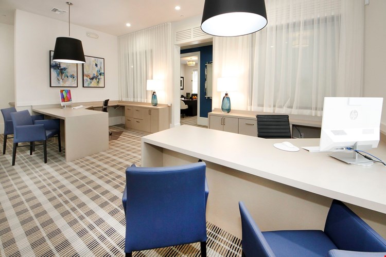 Barcelona Jupiter Image 2