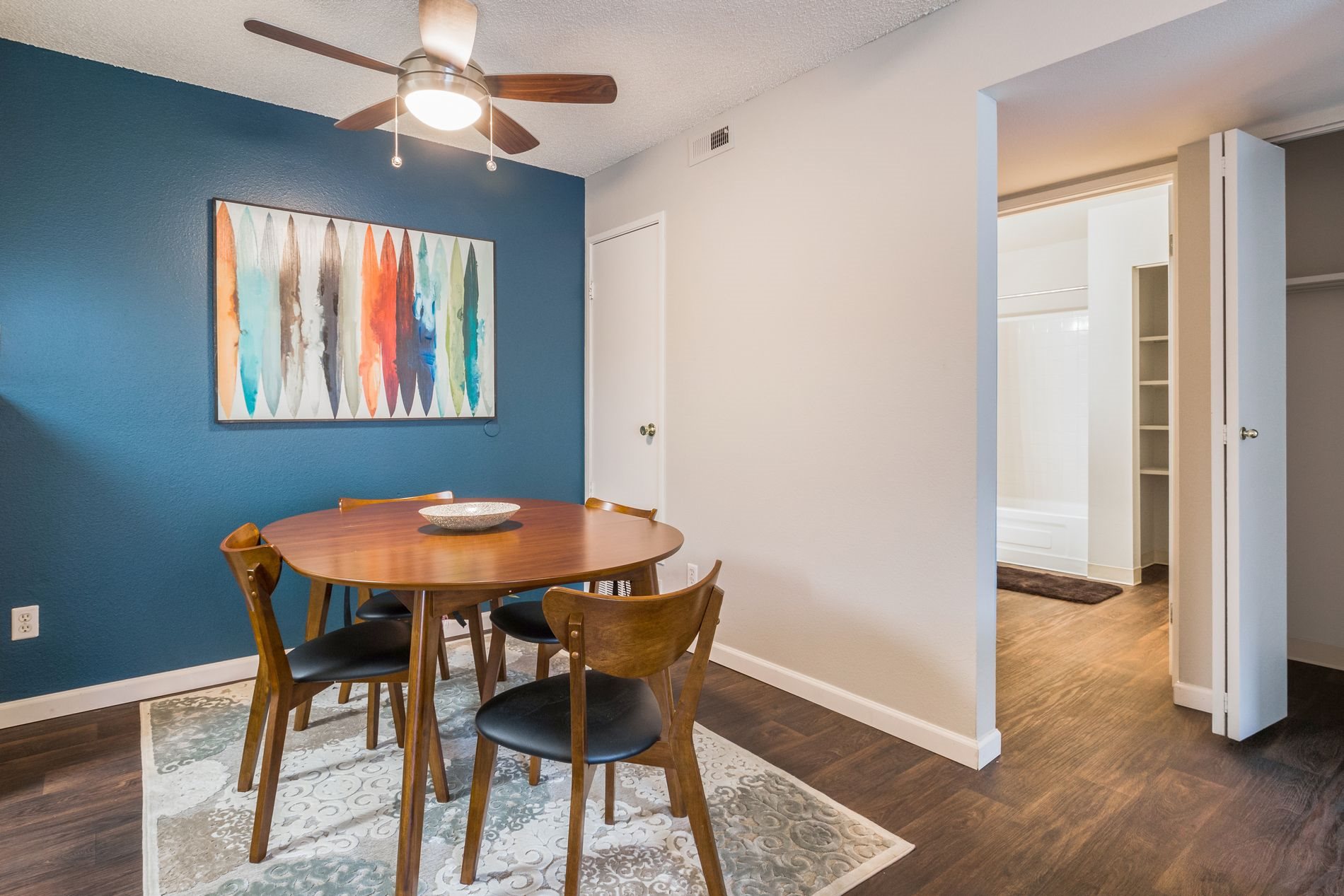 Reflections At Cherry Creek Apartments Image 10