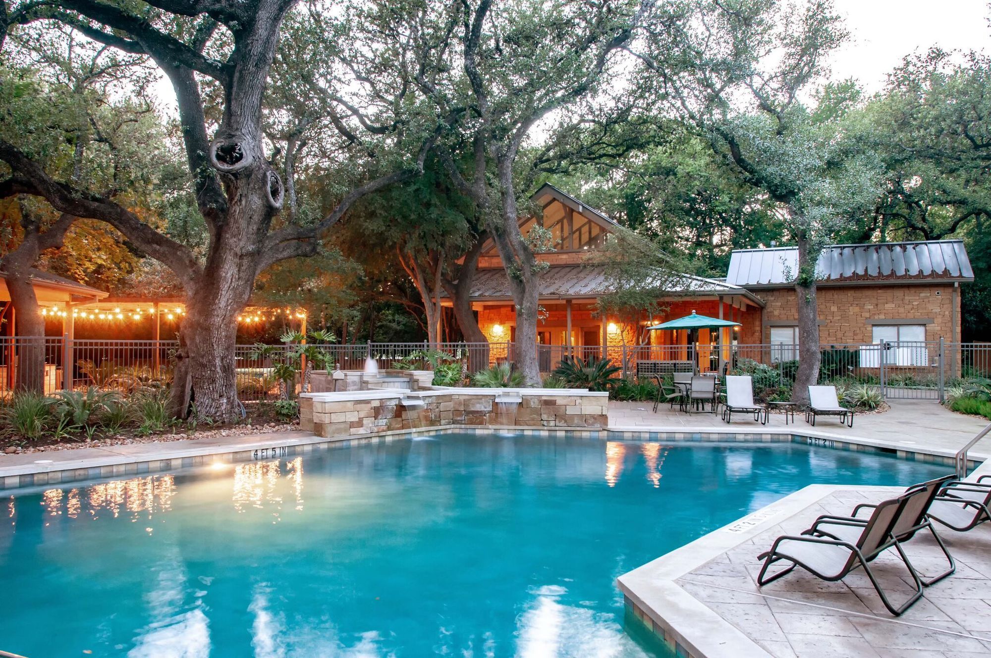 The Niche Apartments Image 1