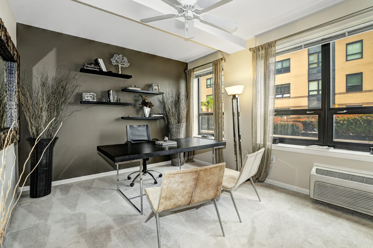 Rivers Edge at Port Imperial Image 16