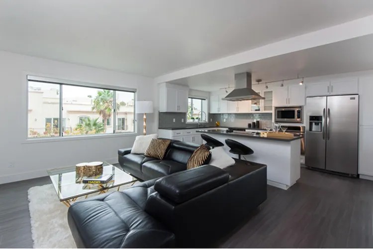 131 South Maple Image 6