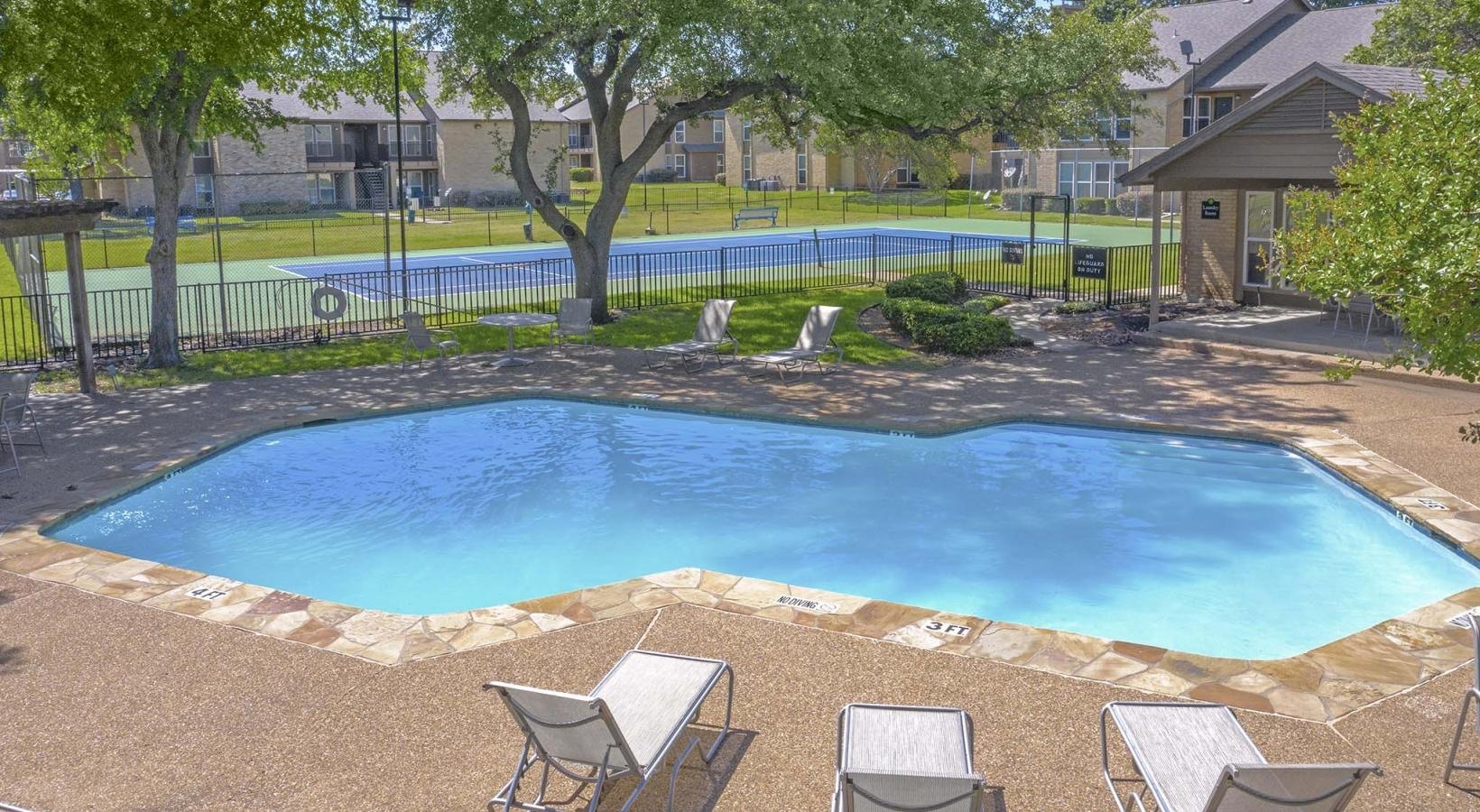 Communities of Bent Tree Image 6