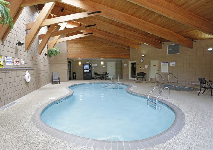 Oaks on Pleasant Image 5