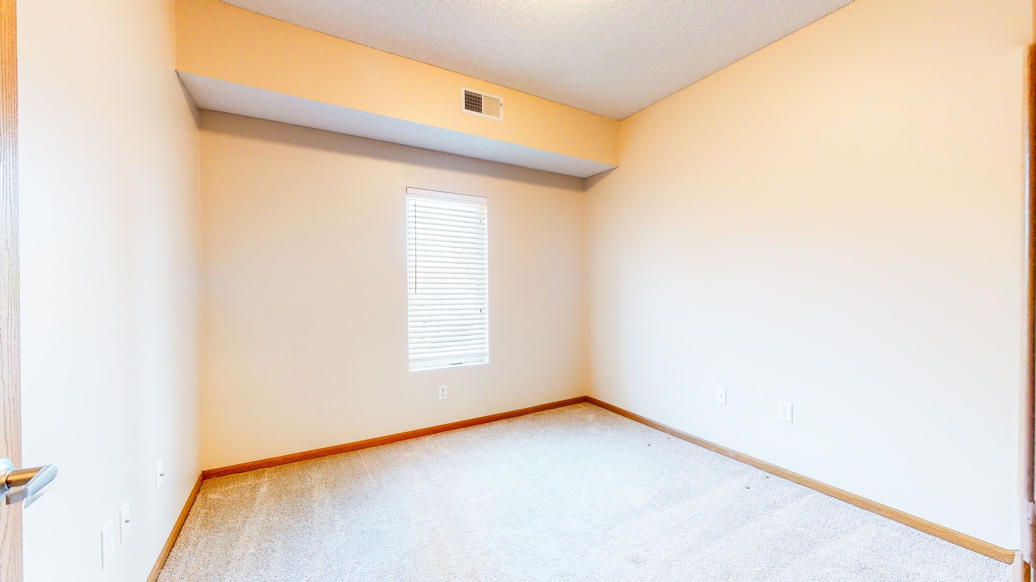 Elm - 2 bedroom/2bath