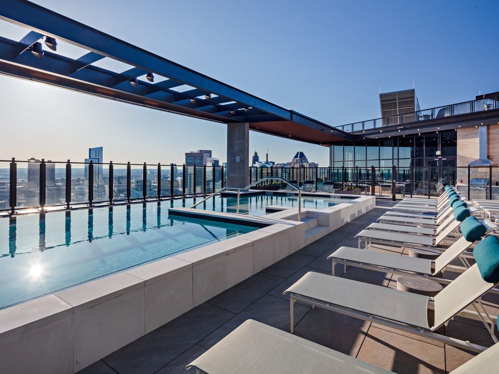 24th Floor rooftop pool and sundeck