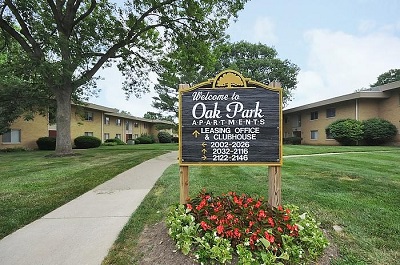 Oak Park Image 1