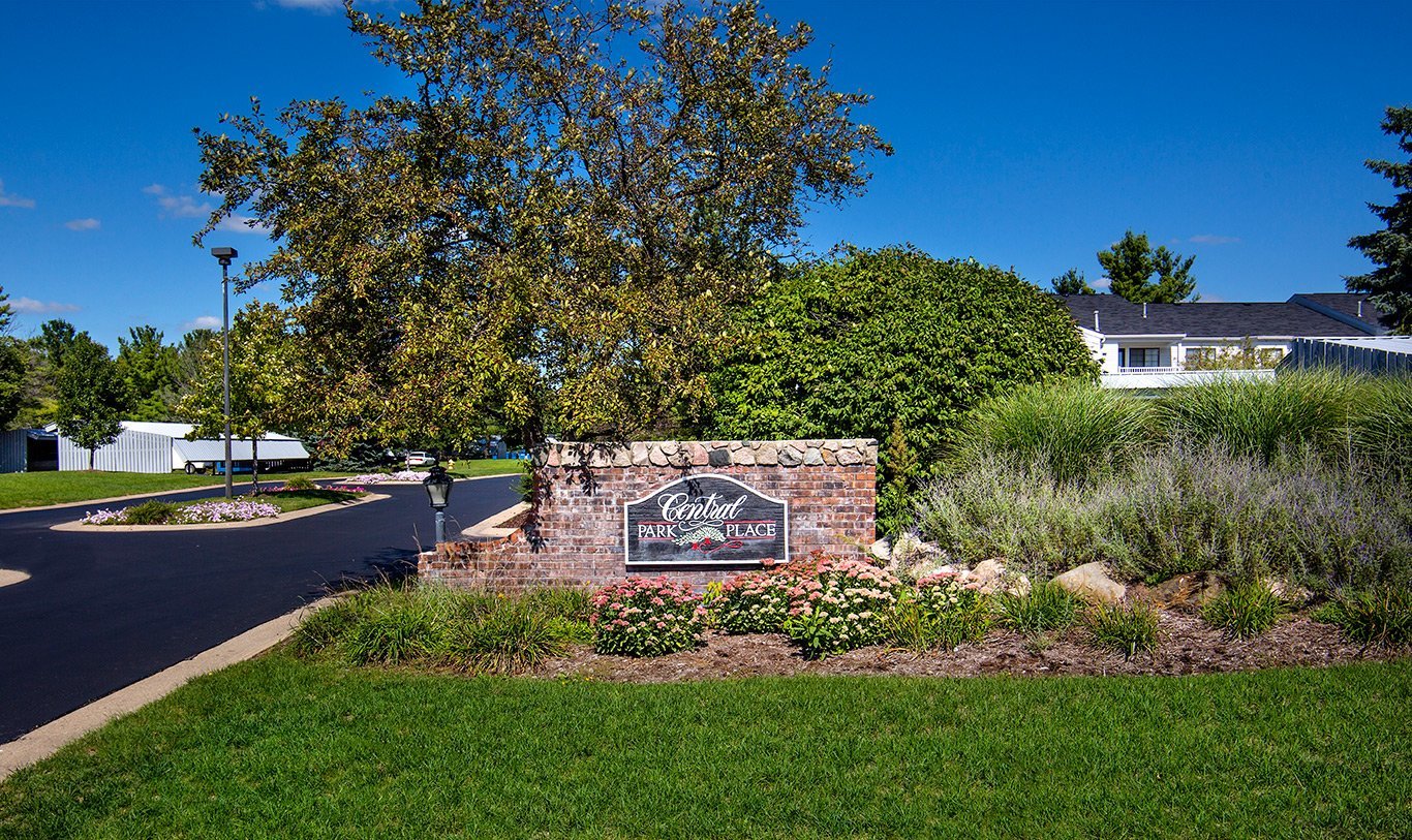 Central Park Place Image 6