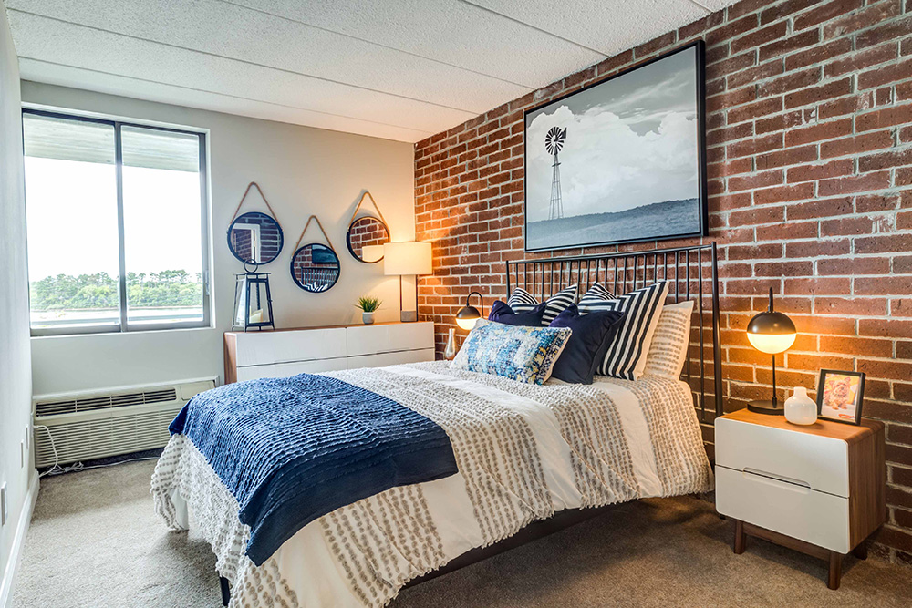 The Green at 9 & 90 Image 17