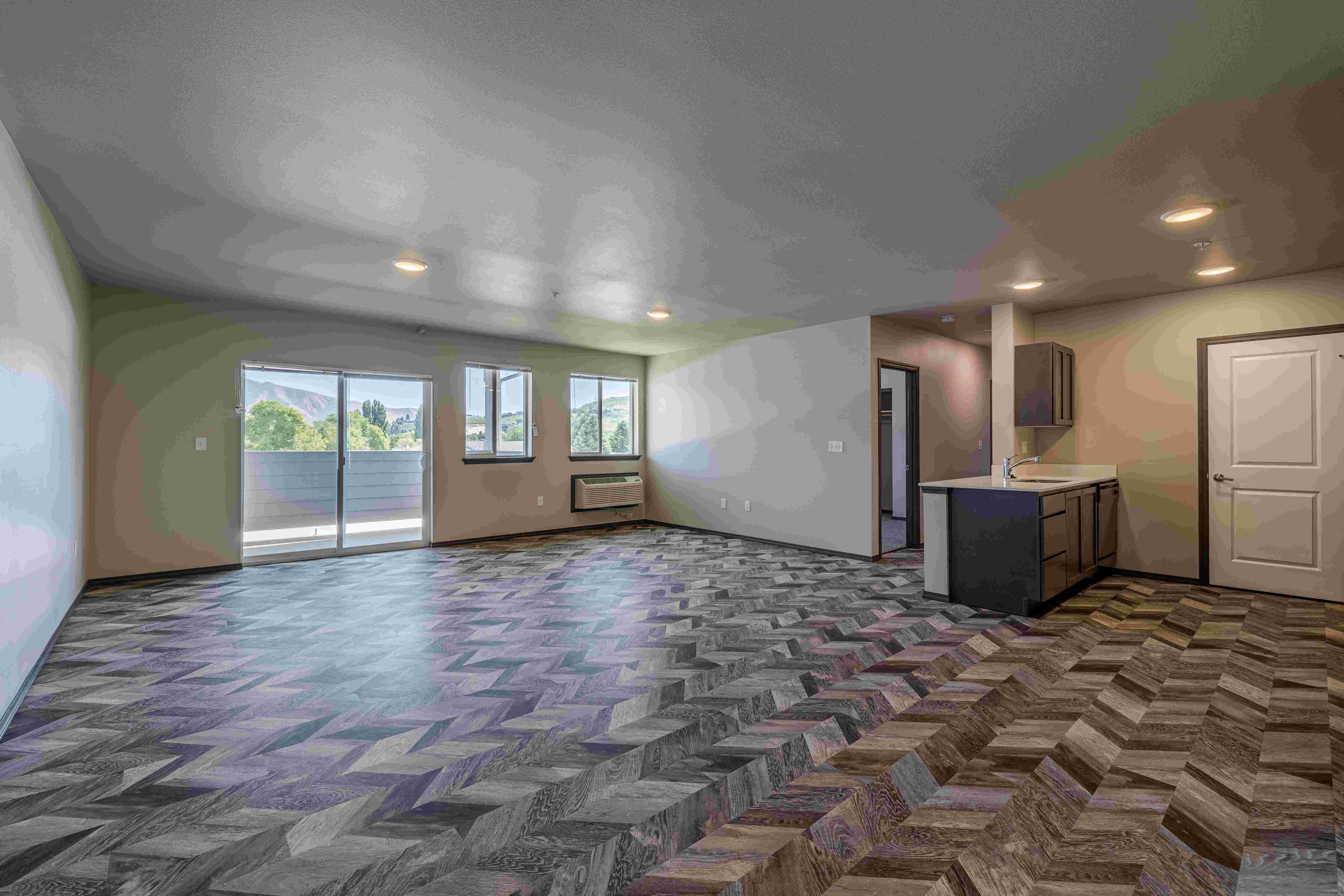 Pioneer Apartments Image 12