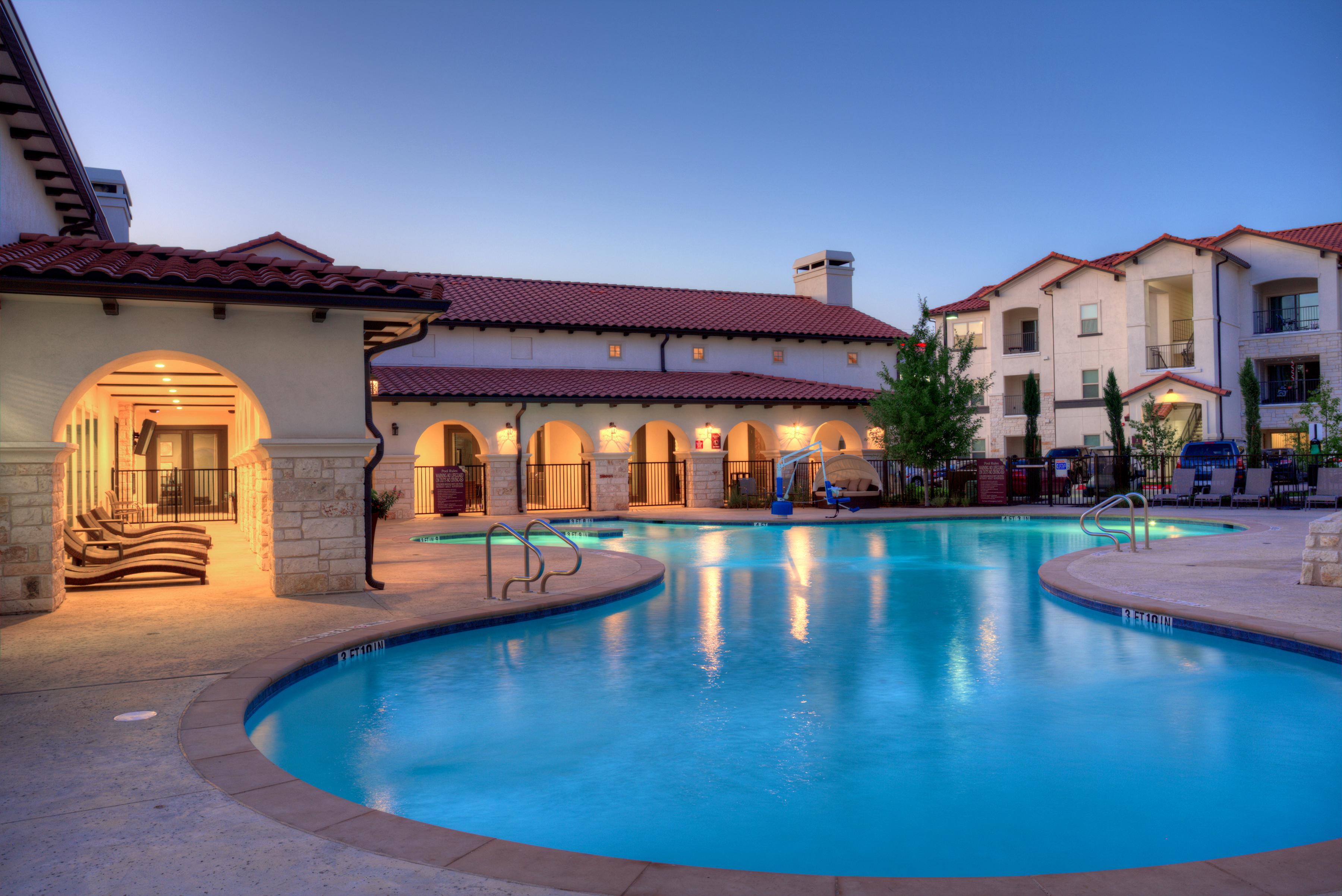 Southpark Crossing Image 2