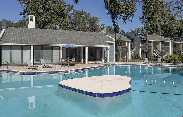 Cove at Peninsula Image 2