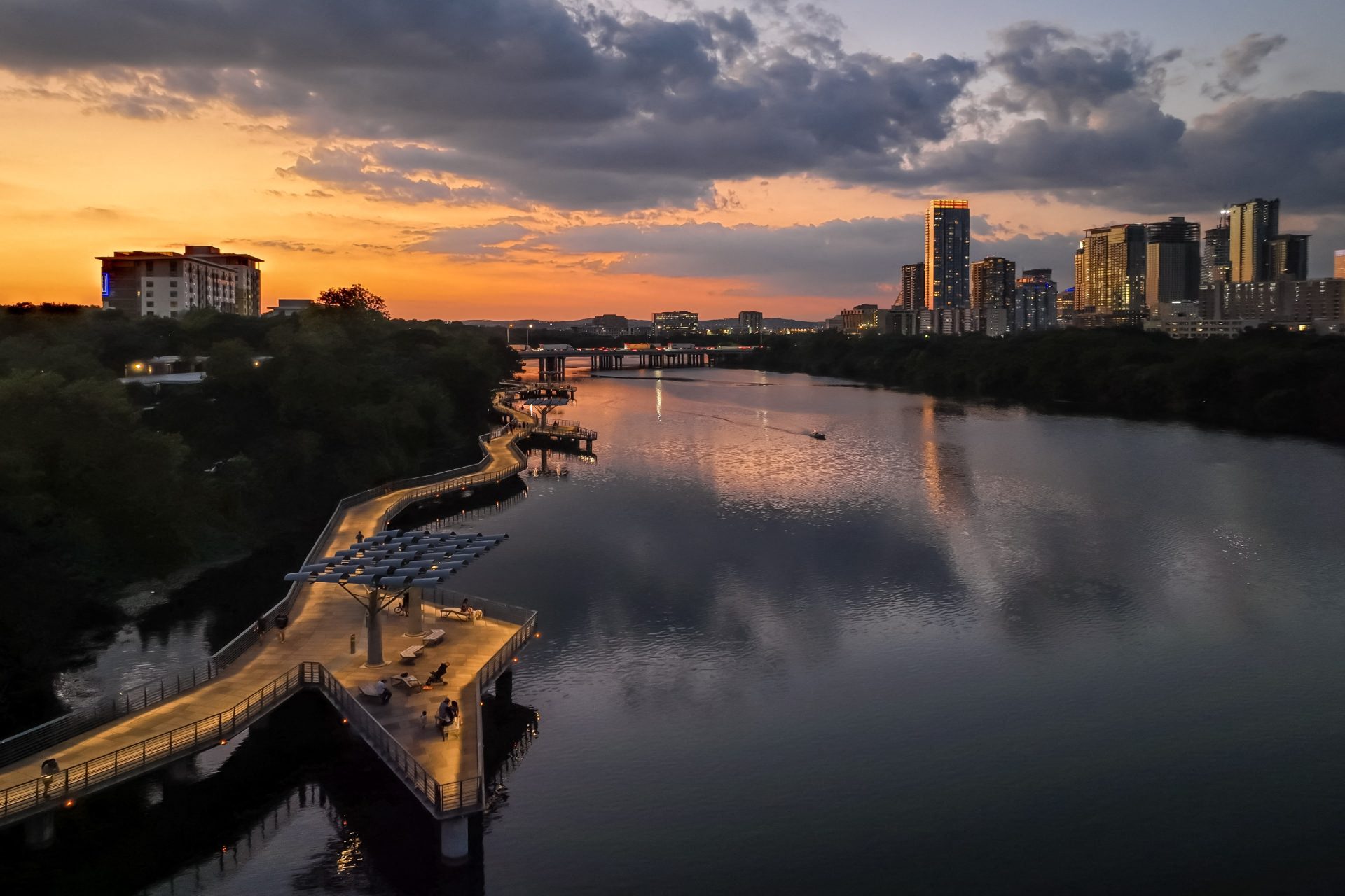 Berkshire Riverview Image 30