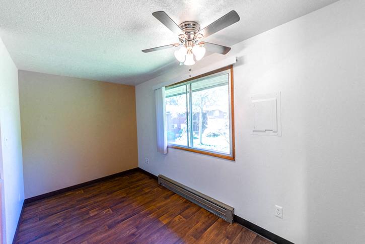 Royal Oaks Apartments Image 19