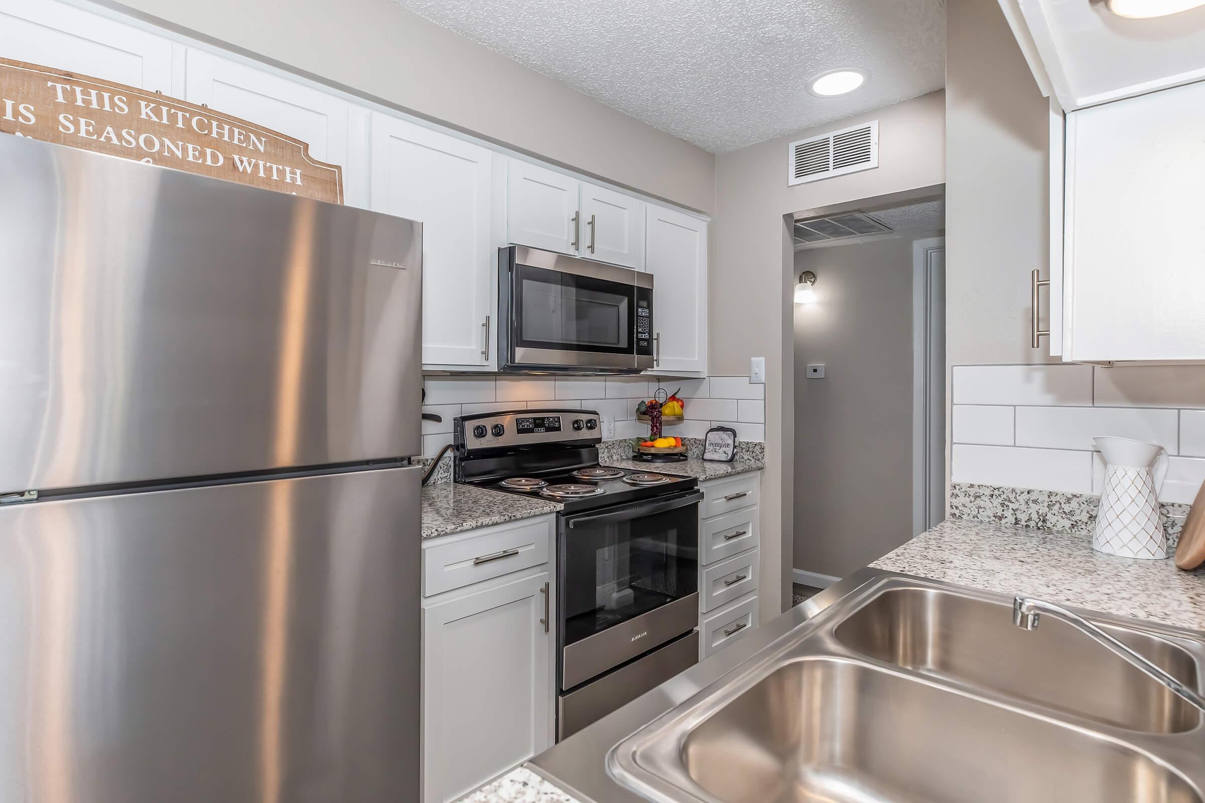 Creekview at 61st Image 10