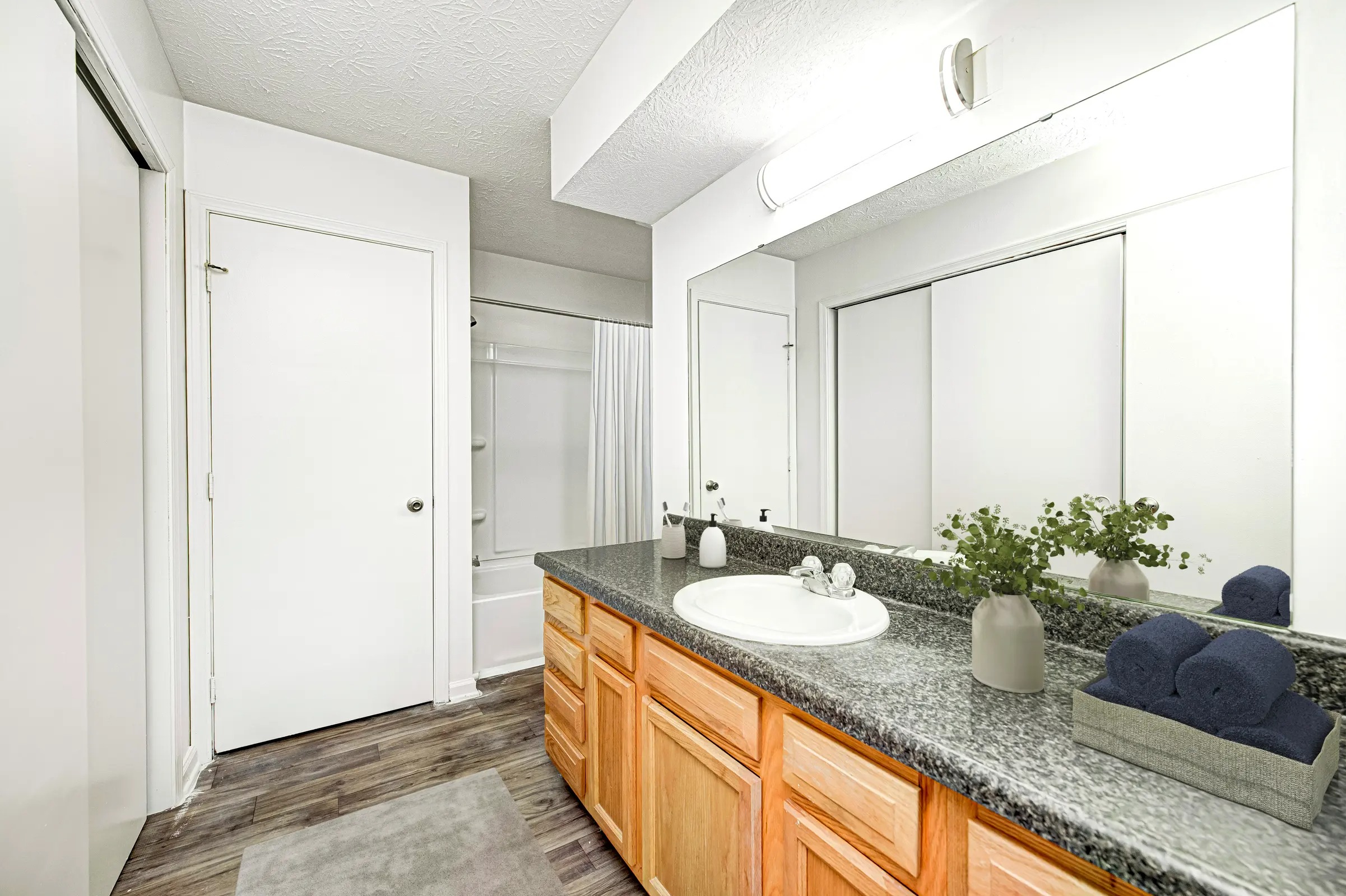 Greenfield Knoll Image 18