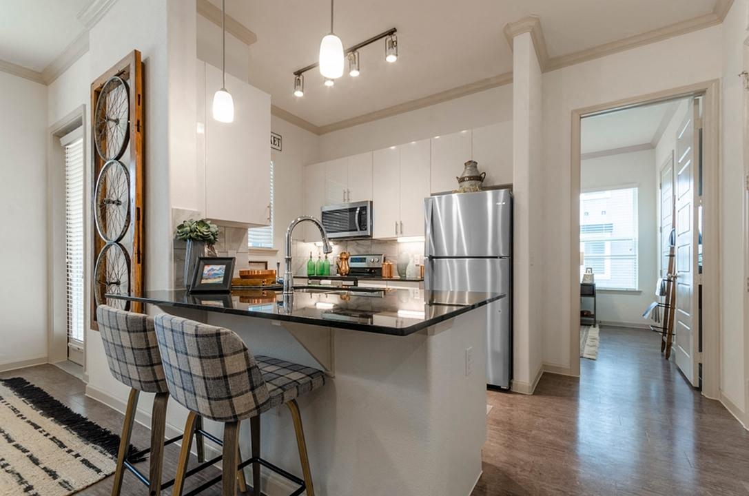 Berkshire Creekside Image 1
