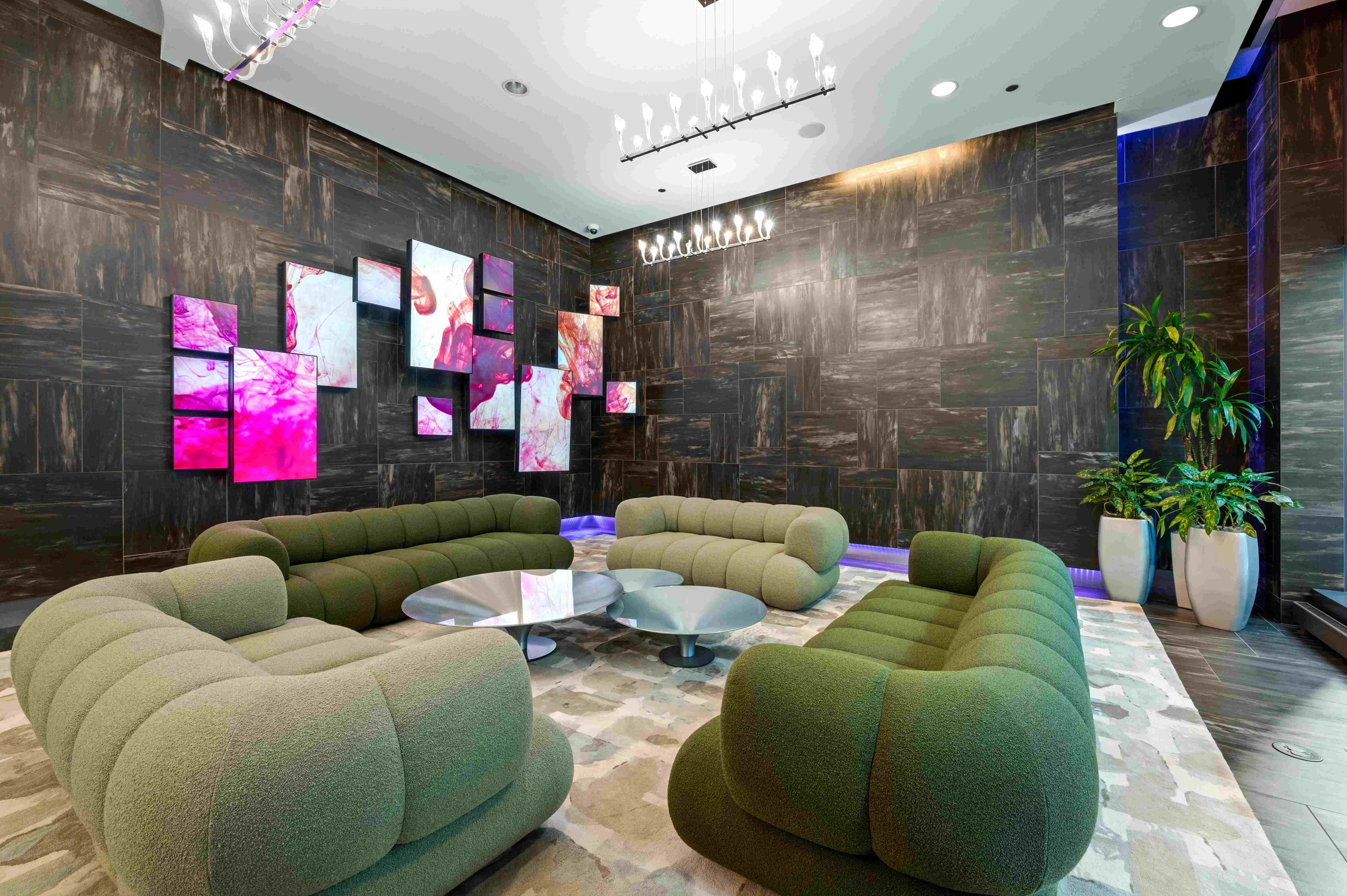 73 East Lake Image 25