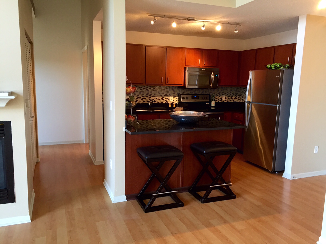 Upgraded 2 BD Lofted Apartment Home
