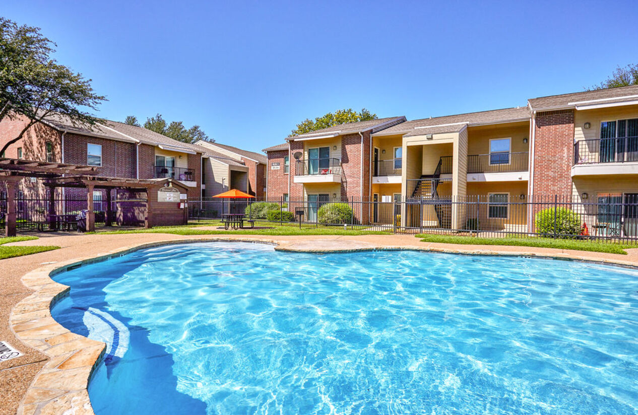 Creekwood Place Image 1