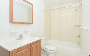 Hillcrest Apartments Image 7