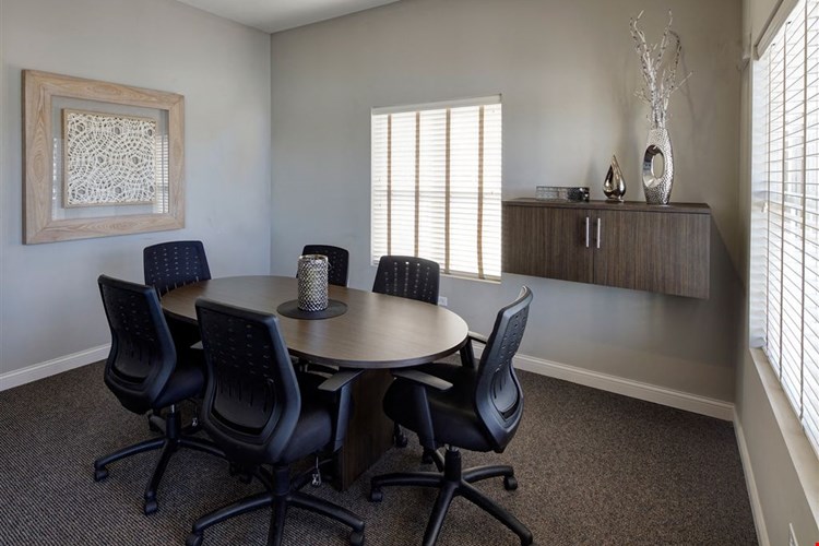 Algonquin Square Apartment Homes Image 20