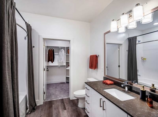 Allure on Parkway Image 3