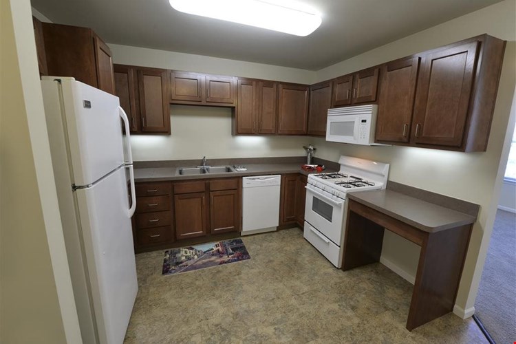 Maple Brook at Golden Pond Image 11