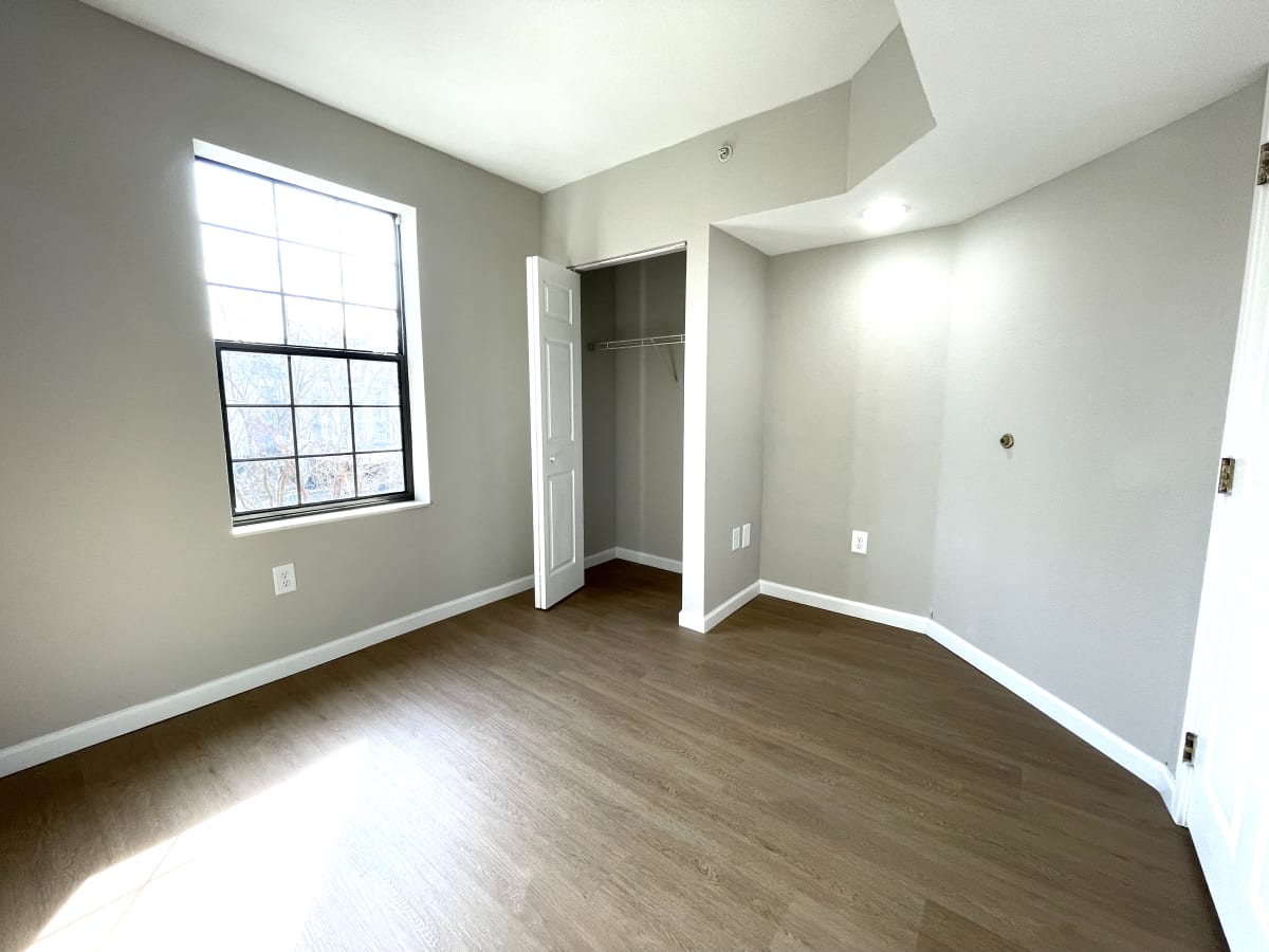 Flats at 87 Ten Image 2