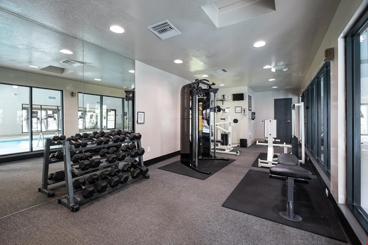 Whispering Hills Apartments Image 27